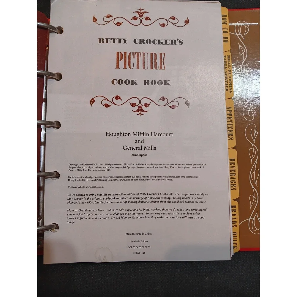 Betty Crocker's Picture Cook Book Facsimile Edition 1998 1950 First Edition‎ Red
